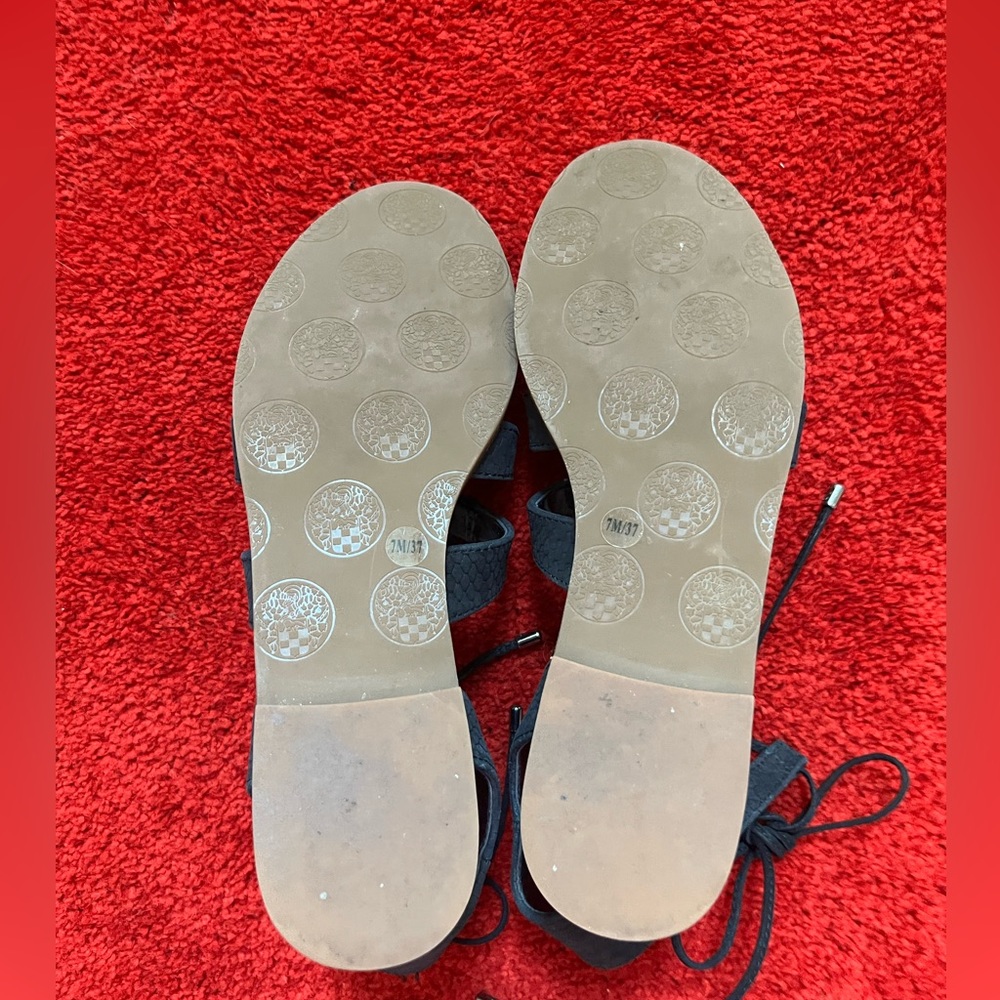 Sandals - Picture 3 of 4